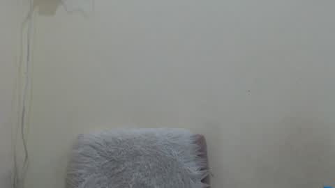 Snapshot of ninewladyboy chatting on June 14, 11:29 pm ninew online show from June 14, 11:29 pm