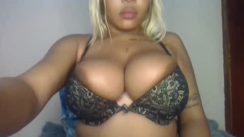 sexy niney online show from April 20, 10:18 am