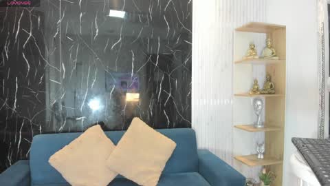 nini_beyker online show from March 28, 12:27 pm