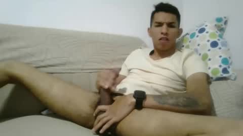 Snapshot of nino_sty chatting on February 11, 1:38 pm nino_sty online show from February 11, 1:38 pm