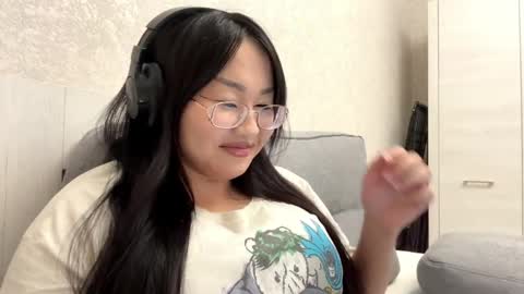 Nira online show from April 7, 10:20 pm