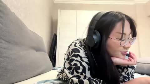 Nira online show from April 17, 11:46 am