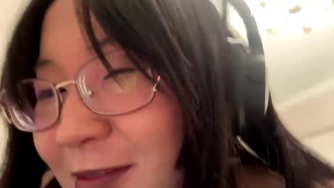 Nira online show from April 18, 7:58 pm