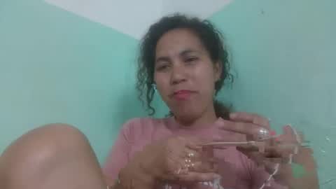 Snapshot of nirisouh chatting on October 24, 11:06 am nirisouh online show from October 24, 11:06 am