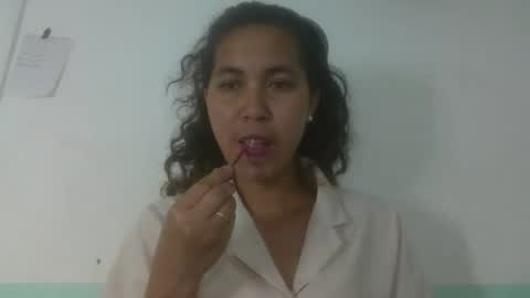 Snapshot of nirisouh chatting on December 3, 10:24 am nirisouh online show from December 3, 10:24 am