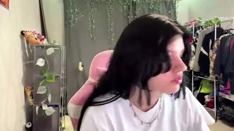 Alice online show from July 19, 6:11 pm
