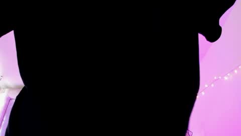  V I C T O R I A   online show from April 22, 7:15 pm