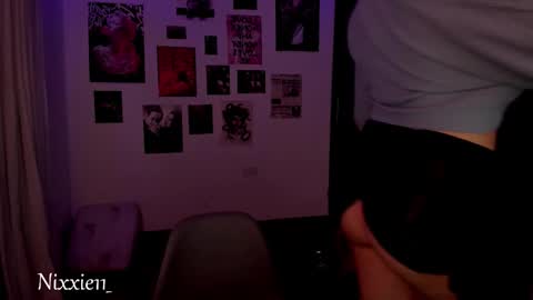 Nixxie  online show from March 12, 2:07 am