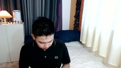 Snapshot of njay_16 chatting on July 1, 7:54 am njay_16 online show from July 1, 7:54 am