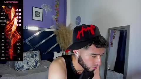 Snapshot of noa_bonucci chatting on March 6, 4:07 pm noa_bonucci online show from March 6, 4:07 pm