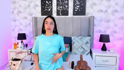 NATHALIA MORENO online show from October 11, 12:36 pm