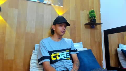 Noah Blake online show from September 19, 2:35 am