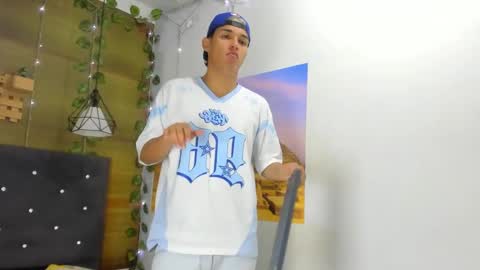 Snapshot of noah_carter66 chatting on October 11, 1:20 pm noah online show from October 11, 1:20 pm
