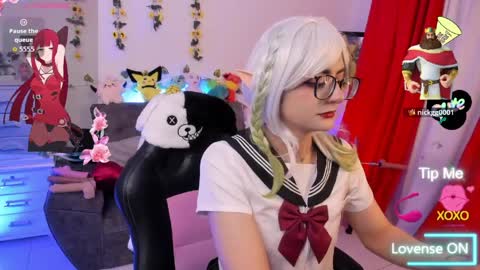 Anna Cherry online show from April 8, 2:33 am