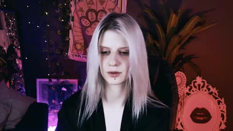 REAL name LiaDM are always open online show from April 3, 12:47 pm