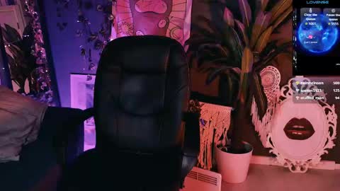 REAL name LiaDM are always open online show from April 16, 9:39 pm