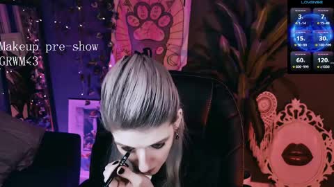 REAL name LiaDM are always open online show from April 17, 12:30 pm