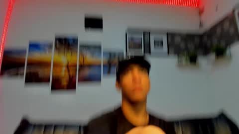 noah_flynn1 online show from February 11, 12:43 pm