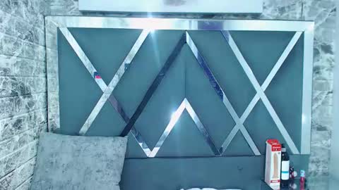 Snapshot of noah_greyhh chatting on October 28, 2:20 pm Noah online show from October 28, 2:20 pm