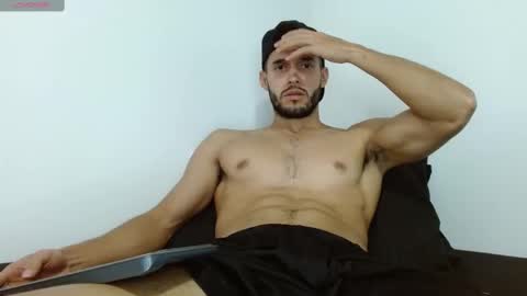 Noah online show from February 25, 5:25 pm