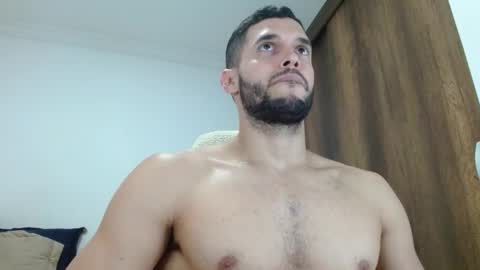 Noah online show from February 7, 4:22 pm