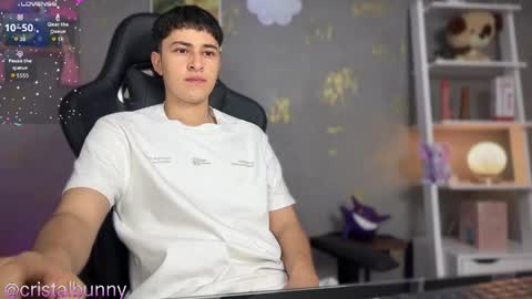 noah  online show from April 1, 12:28 pm