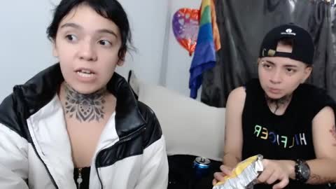 Snapshot of noah_martini chatting on January 3, 1:38 am noah hehim online show from January 3, 1:38 am