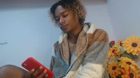 Snapshot of noah_miller7 chatting on January 7, 9:07 am Noah Millers online show from January 7, 9:07 am