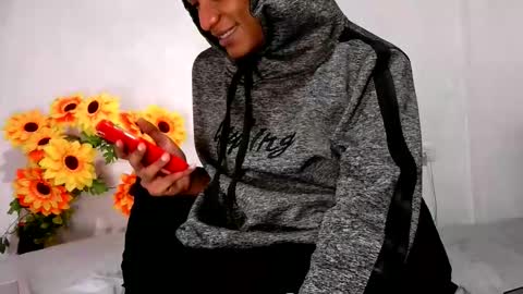 Snapshot of noah_miller7 chatting on October 29, 6:48 am Noah Millers online show from October 29, 6:48 am