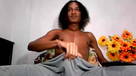 Snapshot of noah_miller7 chatting on June 20, 9:01 am Noah Millers online show from June 20, 9:01 am