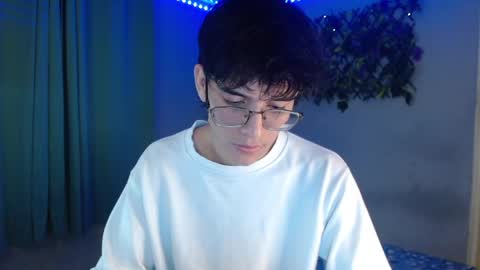 noah online show from April 15, 5:14 am