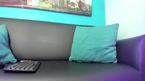    online show from December 24, 11:06 am