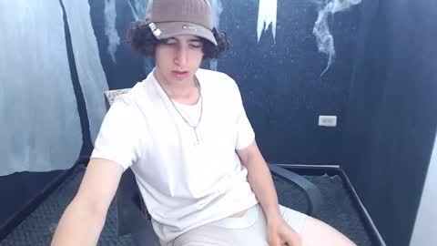 Snapshot of noah_sokolov chatting on November 1, 4:42 pm noah_sokolov online show from November 1, 4:42 pm