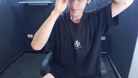 Snapshot of noah_sokolov chatting on December 4, 6:49 pm noah_sokolov online show from December 4, 6:49 pm