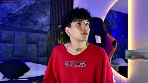 Noah online show from April 14, 1:39 pm