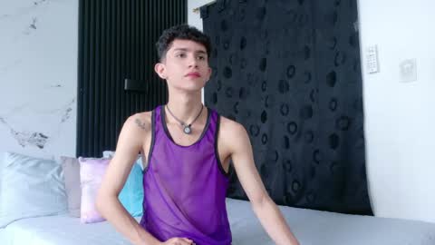 Snapshot of noah_tyler_ chatting on April 21, 6:55 pm noah tyler online show from April 21, 6:55 pm