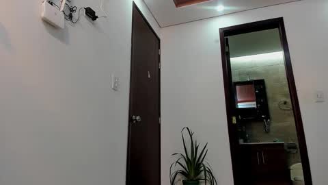 LIAM- noah online show from September 9, 12:05 pm