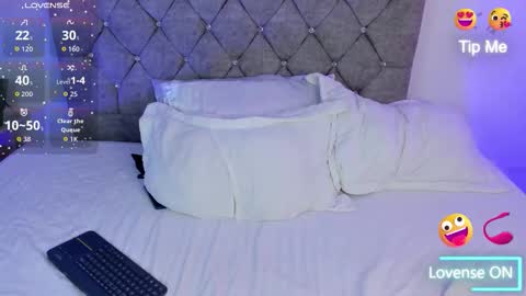 NoahVence online show from March 25, 4:02 pm