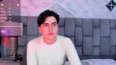 Snapshot of noahwolff_1 chatting on February 24, 4:54 am Noah Wolf online show from February 24, 4:54 am