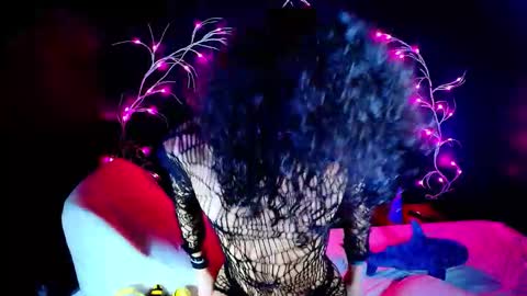 Snapshot of noahxtar chatting on November 4, 5:50 am Noah Xtar online show from November 4, 5:50 am