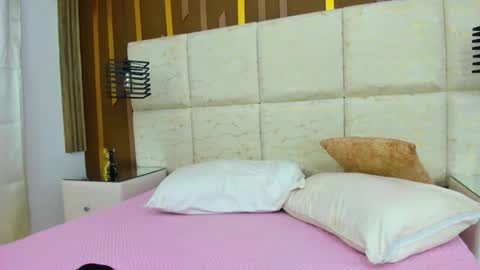 NobaCortez online show from April 10, 3:01 am