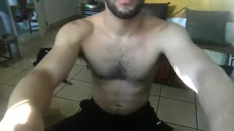 Snapshot of nobudget06 chatting on January 18, 2:55 pm nobudget06 online show from January 18, 2:55 pm