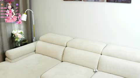 Emmy online show from April 18, 7:58 pm