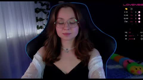 Snapshot of nochnoye_soltse chatting on December 21, 8:43 pm Sun or Luna online show from December 21, 8:43 pm