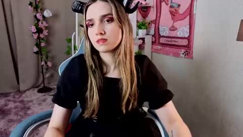 Alice online show from June 25, 7:46 am