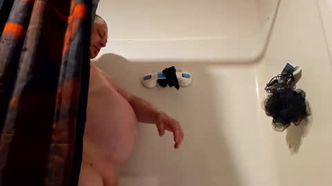 Snapshot of nodak808 chatting on September 18, 6:48 am Jonny Coxman online show from September 18, 6:48 am