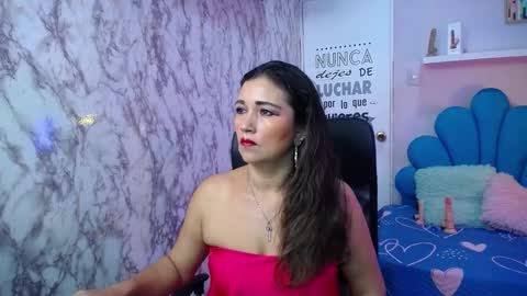 Snapshot of noelia_milfs chatting on October 11, 8:51 pm noelia_milfs online show from October 11, 8:51 pm