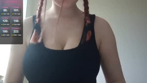 Snapshot of noemileclerc chatting on May 15, 5:31 pm Lisa online show from May 15, 5:31 pm