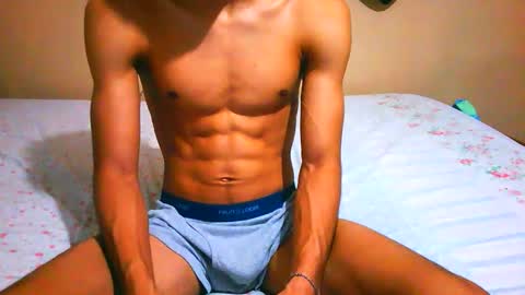 Snapshot of nofacebaby_ chatting on November 12, 3:01 pm nofacebaby_ online show from November 12, 3:01 pm