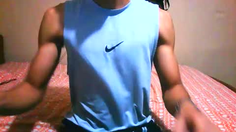 Snapshot of nofacebaby_ chatting on December 5, 4:03 pm nofacebaby_ online show from December 5, 4:03 pm